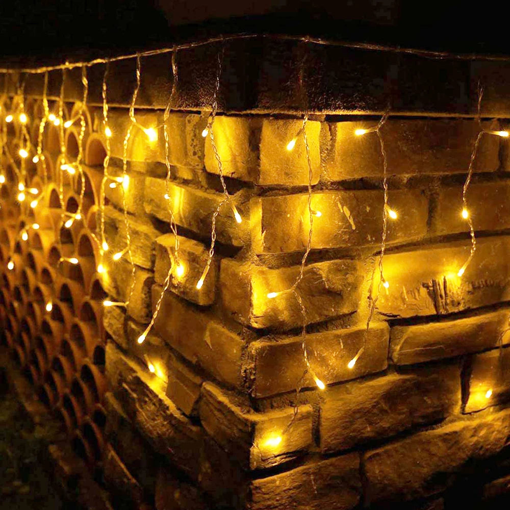 Sparkling Christmas Icicle Lights